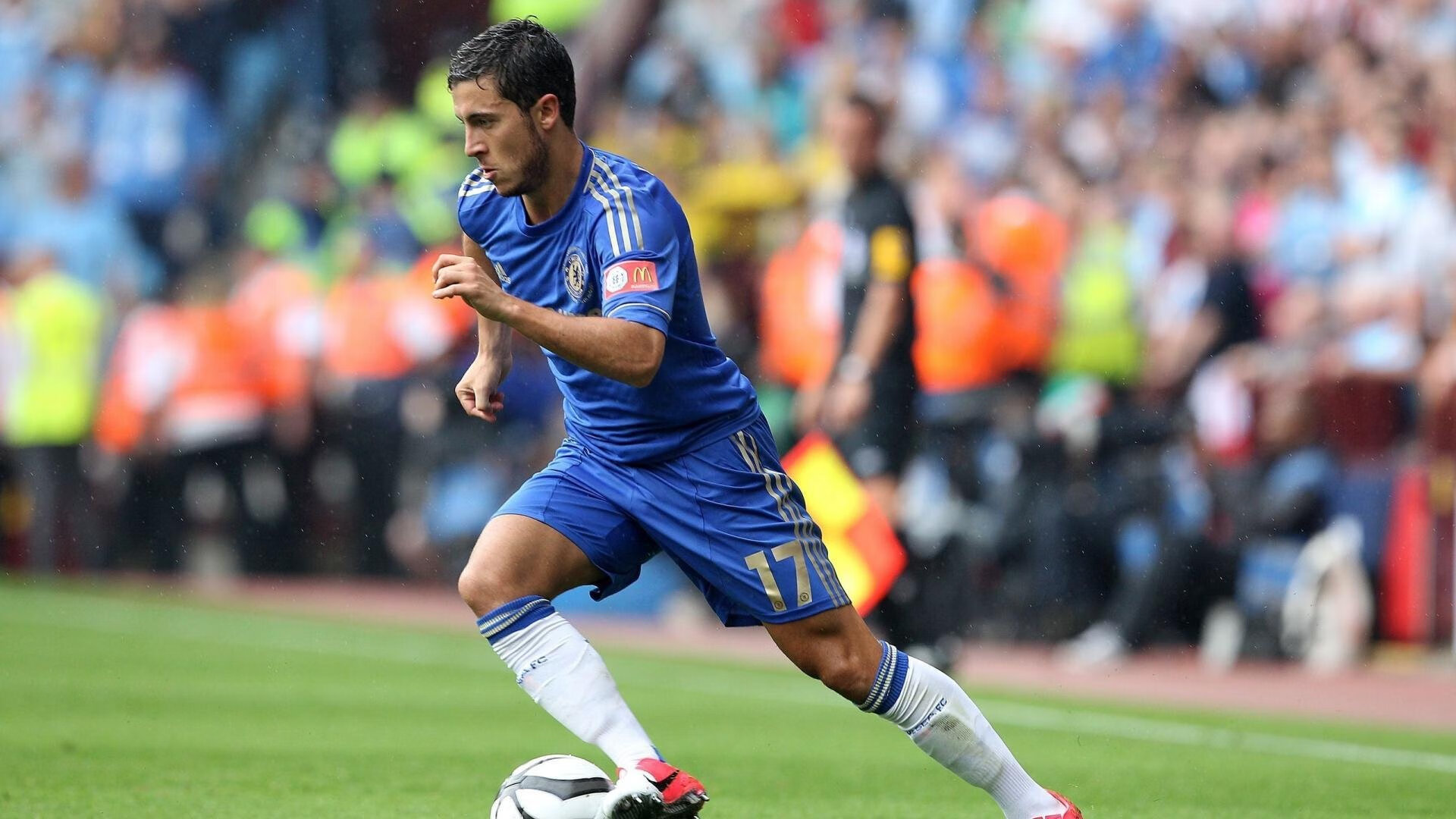 ky体育娱乐-巴朗加国王季后赛冲击力十足，巴朗加斯怪兽